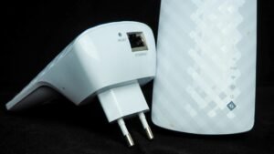 Best WiFi Extenders UK 4 Top Picks for Faster, More Reliable Coverage